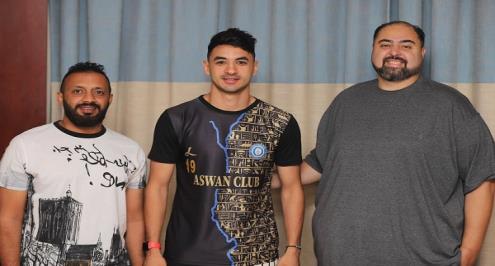 رسميًا.. أسوان يتعاقد مع محمد حمدي زكي